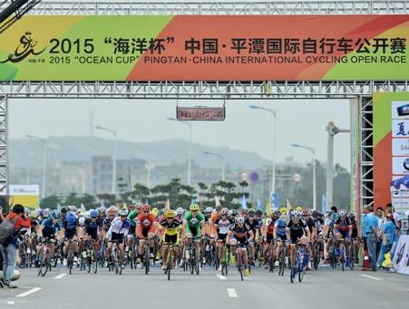 跑步+桨板这项赛事在重庆渝北拥抱“绿水青山”